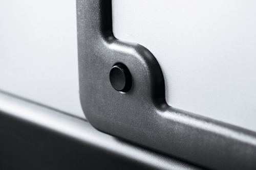 Tlačítko s magnetem pro servisní dvířka