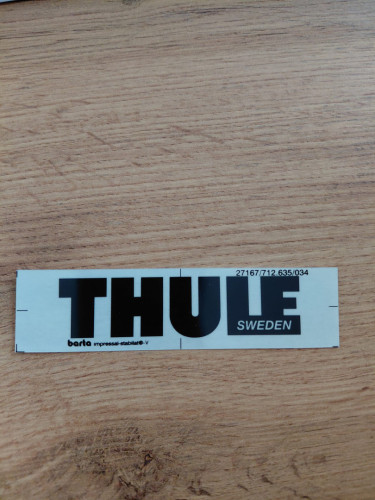 Samolepka černá - logo Thule